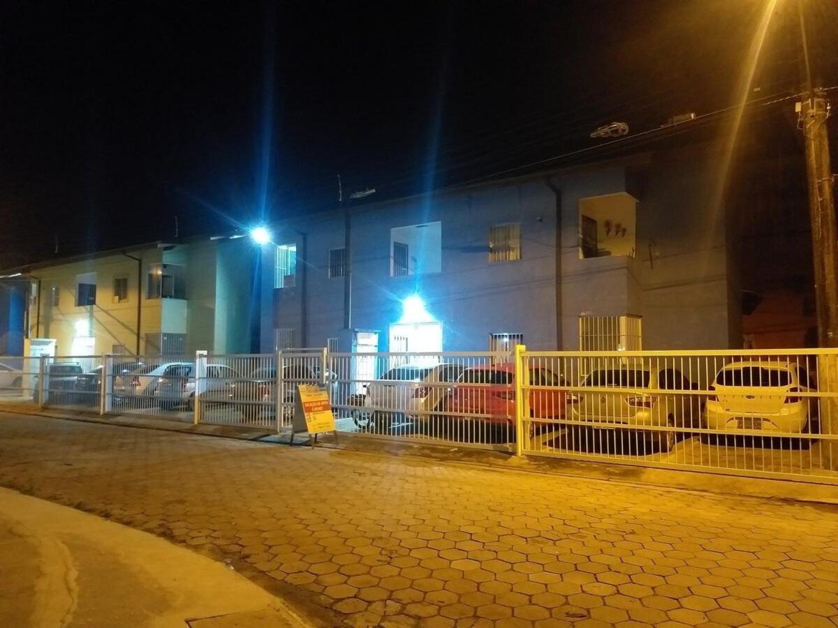 Cantinho Do Descanso Na Praia Grande Убатуба Екстериор снимка